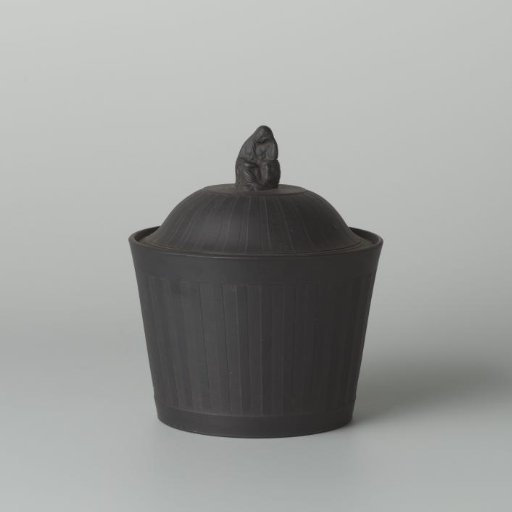 Sugar pot