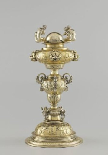 Two chalice screws