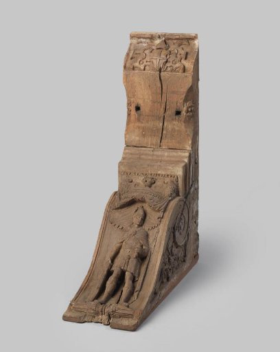 Corbel with the coat of arms of the King of France, hanging from a mask