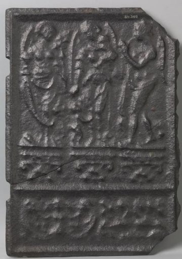 Stove tile with three winged women