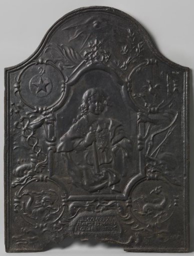 Hearth plate with a bust of King Louis XIV