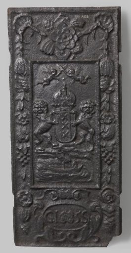 Stove tile with the coat of arms of Amsterdam