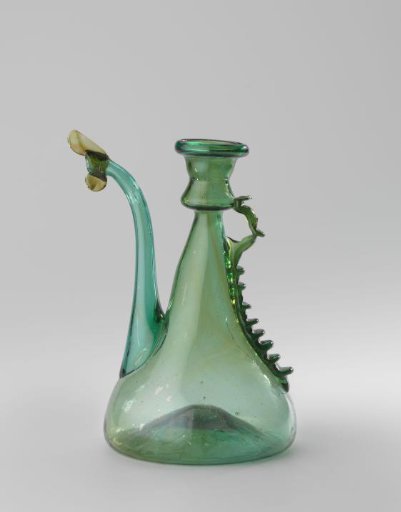 Tuitkan with Conical Body