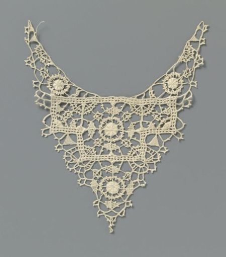 Collar of needle lace with concentric circles around a densely worked dot