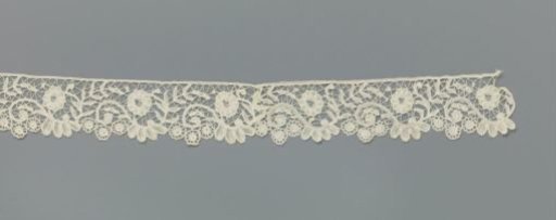 Strip of Bobbin Lace with S-scrolls