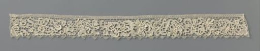 Strip of needle lace with pointed flowers