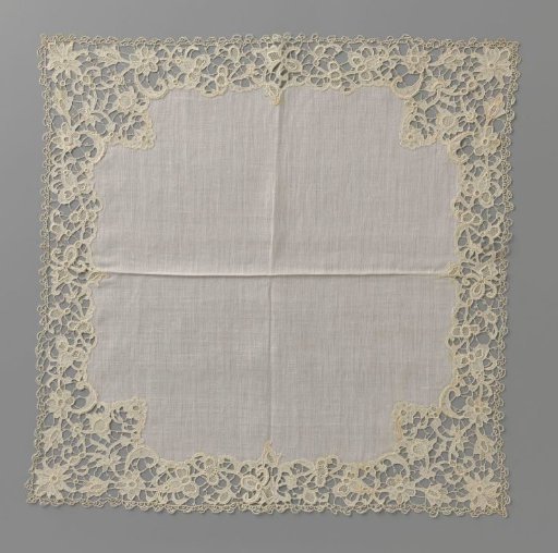 Handkerchief of needle lace with flowers and a lining of batiste