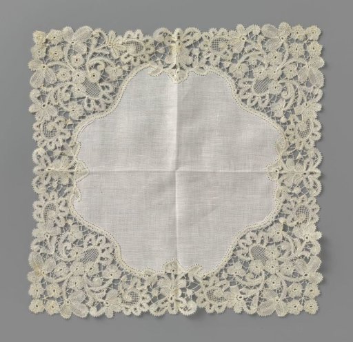 Handkerchief with a Border of Bobbin Lace with Trefoil