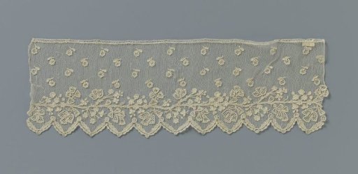 Strip of needle lace with zigzag shells