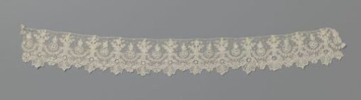 Strip of needle lace with hanging bellflowers
