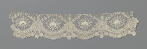 Strip of needle lace with hanging hearts