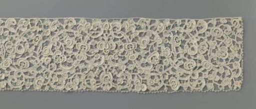 Jabot of needle lace with intersecting scrolls