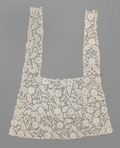 Ornament for a dressing gown of mixed lace with rose hedge