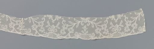 Strip of bobbin lace, so-called potter's lace