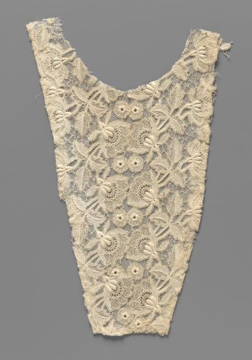 Vest of machine-made appliqué lace with fan-shaped flowers and three-part leaves