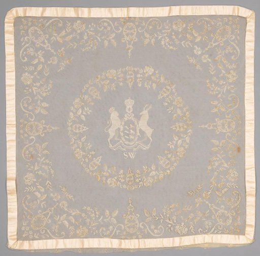 Cushion cover of appliqué lace of Queen Sophie