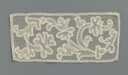 Strip mixed lace with broad spiral vine