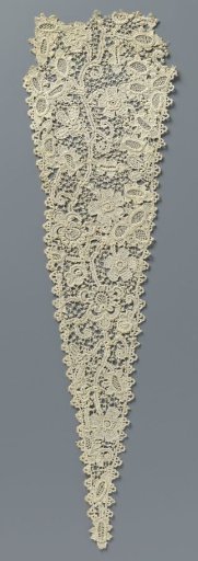 Overlay piece of crocheted lace, imitation of coarse Venetian needle lace