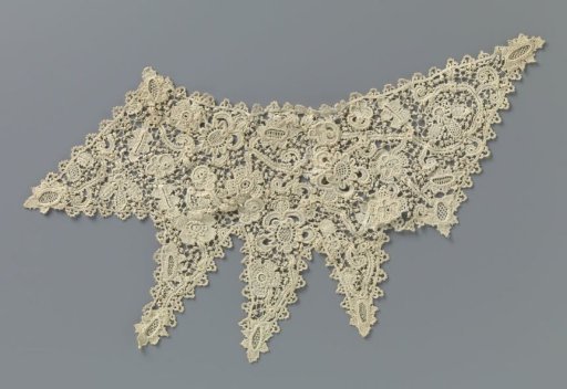 Part of a collar of crocheted lace, imitation coarse Venetian needle lace