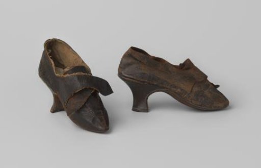 Shoe of black leather