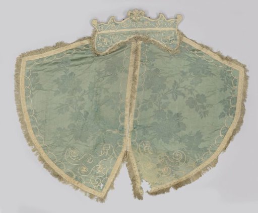 Cradle Cover and Valance of a Basket Cradle