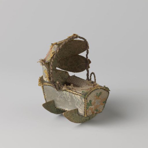 Doll's cradle