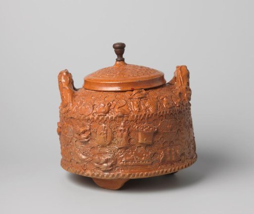Lid of a deaf pot