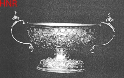 Brandy bowl, with chased leaf and flower scrolls