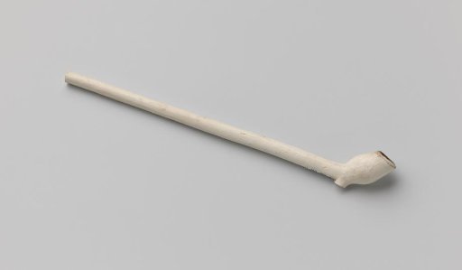 Marked clay tobacco pipe, damaged