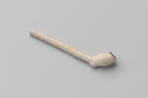 Marked clay tobacco pipe, damaged