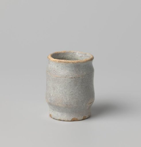 White salve pot of earthenware, glazed with colorless lead glaze on the inside and outside, damaged