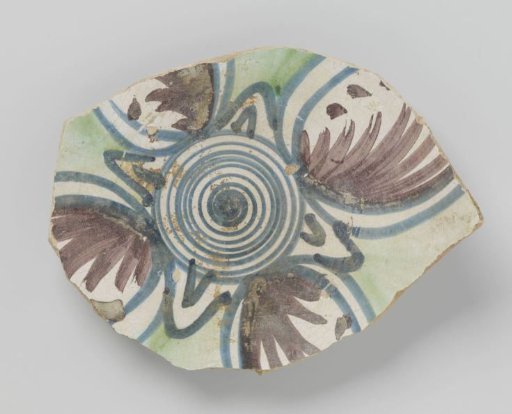 Fragment of a plate of earthenware decorated with geometric ornaments