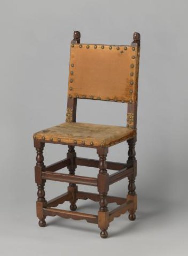 Chair upholstered in golden-yellow velvet