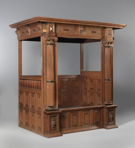 Bed from "Het Huis van Alva", Warmoesstraat, Amsterdam