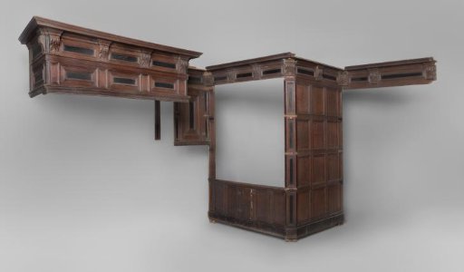Interior with a bed alcove