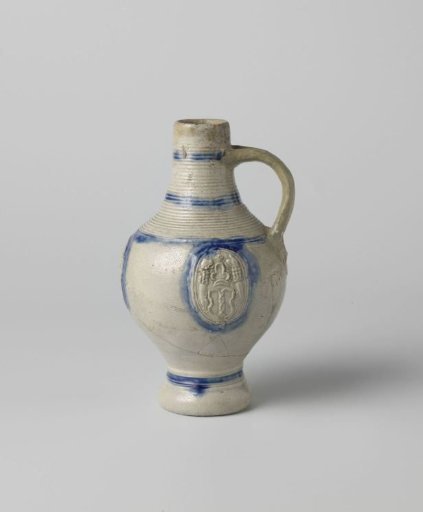 Jug with the coat of arms of Amsterdam
