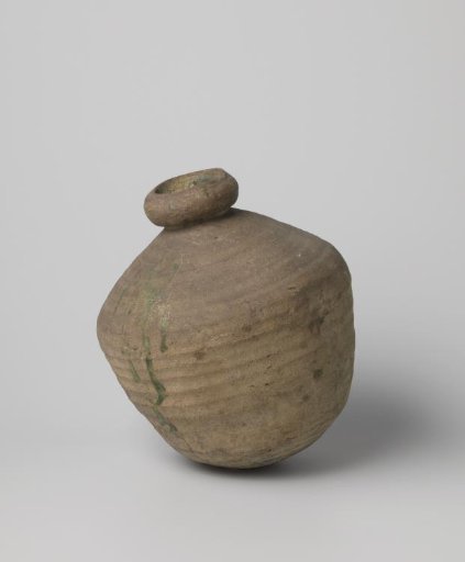 Urn