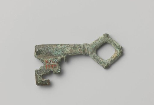 39 keys from the collection of Emmanuel Vita Israël