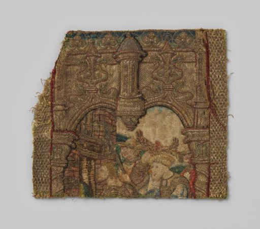 Fragment of an aurifrieze