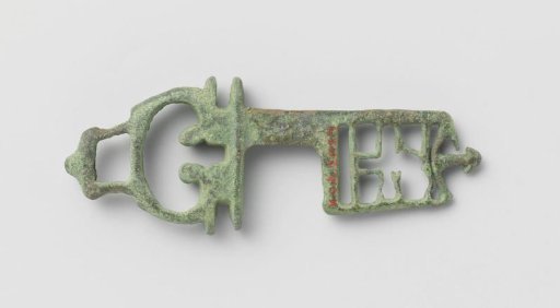 Key latch
