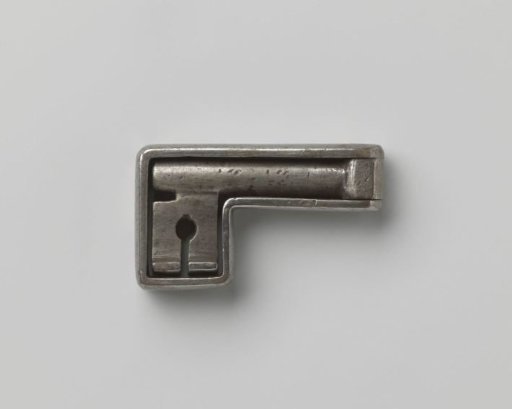 Folding key
