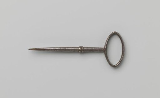 Iron key
