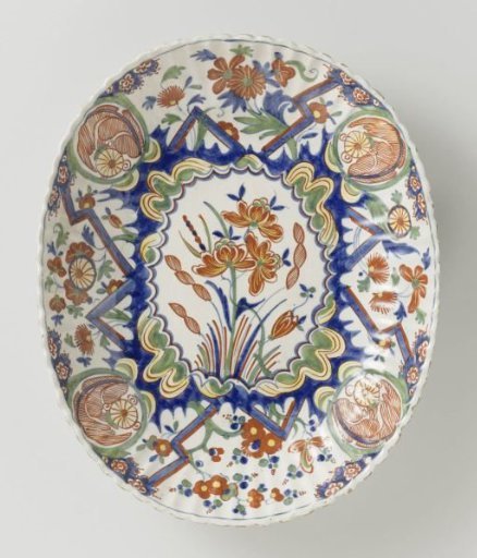 Bowl with lightning motif.