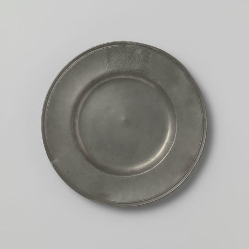 Plate with the Ploos van Amstel family coat of arms