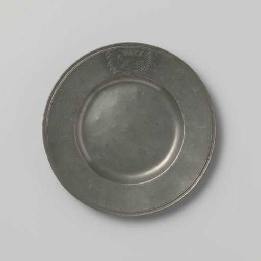 Plate with the Ploos van Amstel family coat of arms