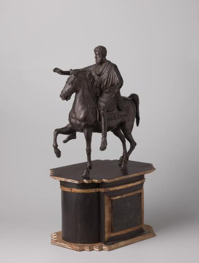 Horseman on horseback, copy of the equestrian statue of Marcus Aurelius in Rome