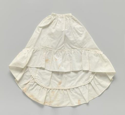 Underskirt with flounce
