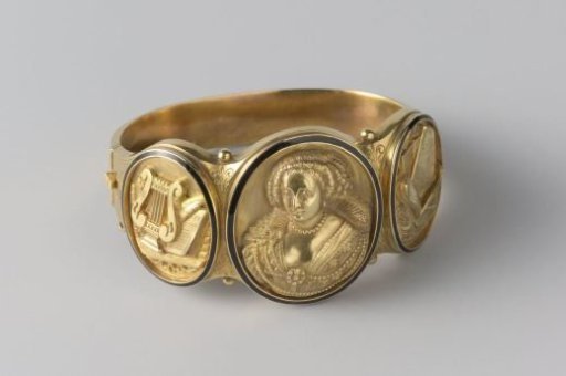 Parure (set of matching jewellery)