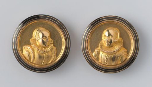 Parure (set of matching jewellery)