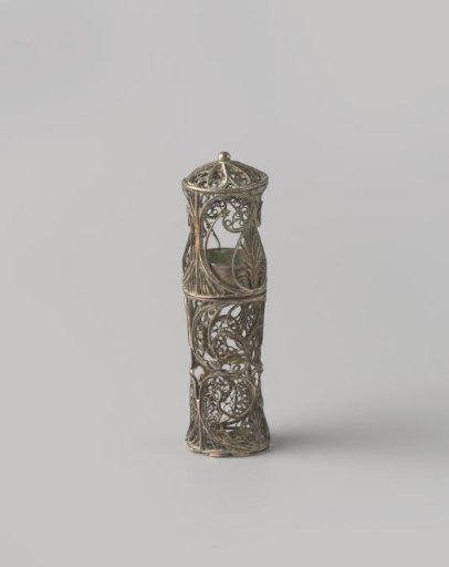 Flacon of blue glass with silver filigree